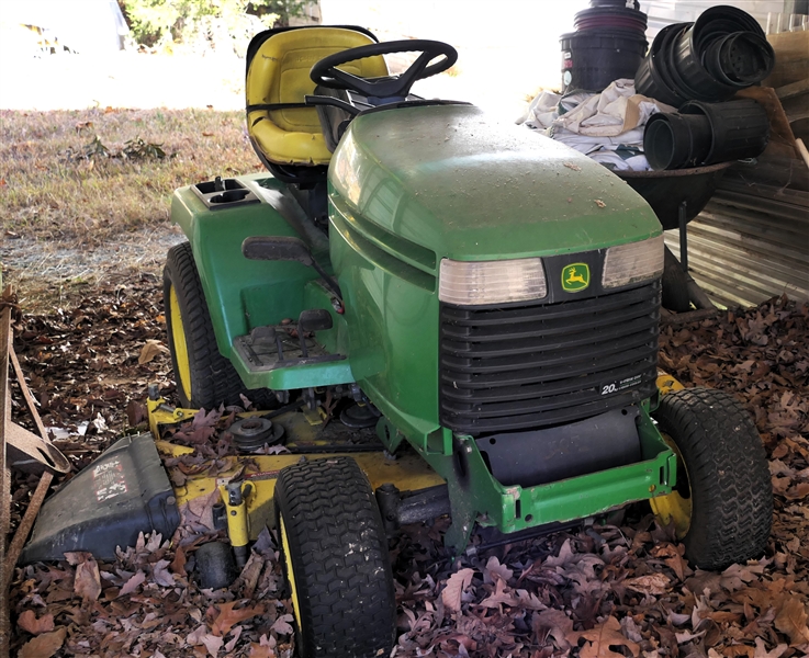 John Deere Riding Lawnmower