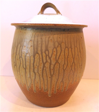 Tucker North Carolina Studio Art Pottery Jar with Lid - Pretty Glaze - Jar Measures 12 tall 