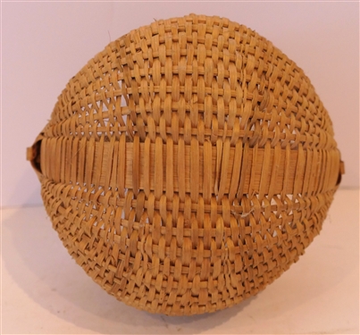 Very Finely Woven Oak Splint Egg Basket Handmade For Peter Murphy - Hendersonville, NC Original Tag on Handle - Basket Measures 2 1/2 tall 5 by 4 1/2