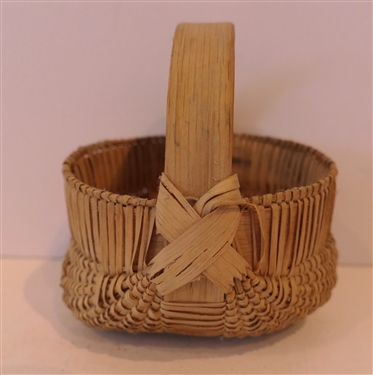 Very Finely Woven Small Oak Splint Egg Basket - Handmade For Peter Murphy - Hendersonville, NC - Basket Measures 2 1/2 Tall 3 1/2 By 3 1/2 