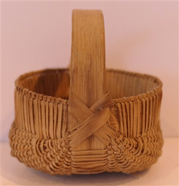 Very Finely Woven Small Oak Splint Egg Basket - Handmade For Peter Murphy - Hendersonville, NC - Basket Measures 2 1/2 Tall 3 1/2 By 3 1/2 