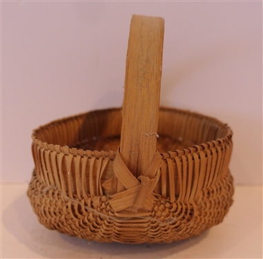 Finely Woven Handmade Oak Splint Egg Basket Handmade For Peter Murphy - Hendersonville, NC - Basket Measures 3 Tall 5 1/4 By 5 1/2 Not Including Handle 