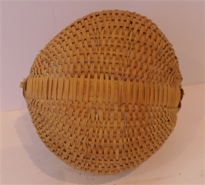 Finely Woven Handmade Oak Splint Egg Basket Handmade For Peter Murphy - Hendersonville, NC - Basket Measures 3 Tall 5 1/4 By 5 1/2 Not Including Handle 