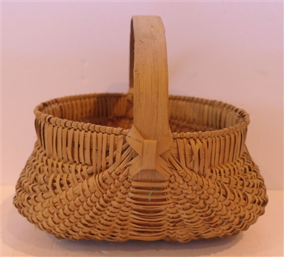 Finely Woven Handmade Oak Splint Egg Basket Handmade For Peter Murphy - Hendersonville, NC - Basket Measures 3 Tall 5 1/4 By 5 1/2 Not Including Handle 