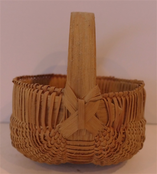Very Finely Woven Small Oak Splint Egg Basket "Handmade For Peter Murphy - Hendersonville, NC" - Basket Measures 2 1/2" tall 4" by 4" 