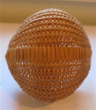 Small Finely Woven Oak Splint Egg Basket - Handmade For Peter Murphy - Hendersonville, NC - Basket Measures 2 3/4 Tall 4 1/2 by 5 - Not Including Handle 