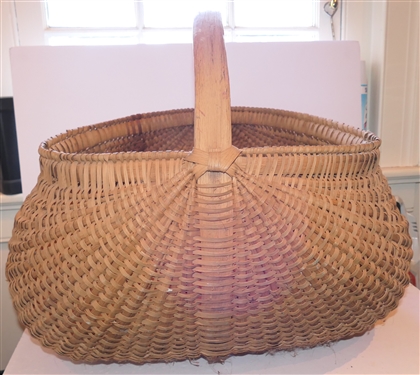 Huge Oak Splint Buttocks Basket -  Handmade For Peter Murphy - Hendersonville, NC - Basket Measures 15 Tall 24 by 20 - Not  Including Handle