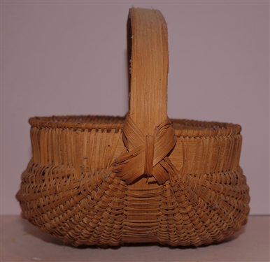 Handmade Oak Splint Basket by Mary Jane Prater - Tennessee Basket Maker - Finely Woven - Basket Measures 4 tall 6 1/2 by 6 1/2 - Not Including Handle 