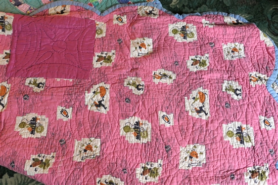 Pretty Scalloped Edge Double Wedding Ring Pattern Quilt - Hand Quilted - Great Hillbilly Pattern Back - Back Has Been Mended - Quilt Measures 80 By 66