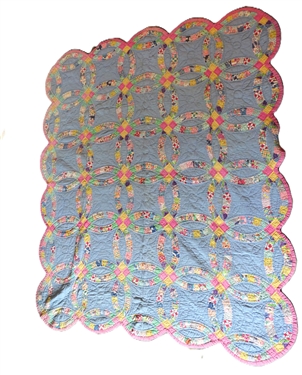 Pretty Scalloped Edge Double Wedding Ring Pattern Quilt - Hand Quilted - Blue and White Pattern Back  - Quilt Measures 80 By 66