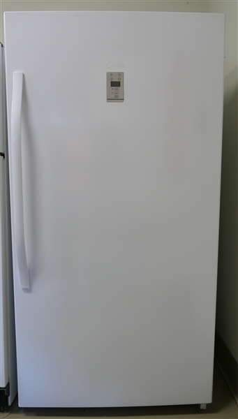 Midea Upright Freezer Model :WHS - 625FWEW1 - Like New  - Works Well - 17 Cu Feet