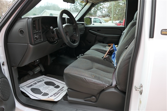 2004 Chevrolet Silverado 2500HD - 198,768 Miles - Runs Well