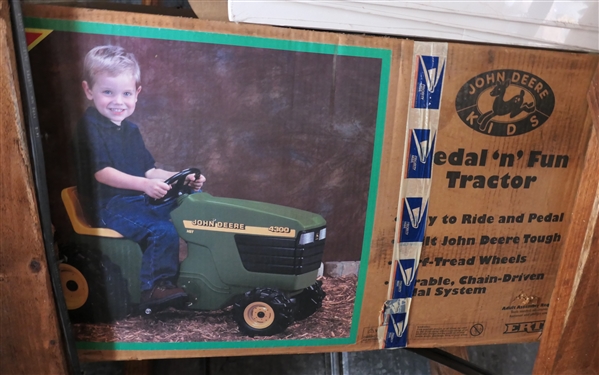 John Deere Pedal Tractor 