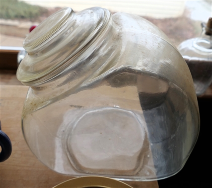 Store Jars