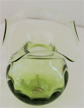 Lime Green Hibiscus Bud Vase by  Vietri  - Original Sticker on Bottom and Original Box  - Vase Measures 5 1/4 Tall 