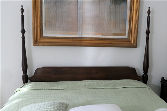 Mahogany Queen Size Poster Bed with Bedding - Urn Style Finials - Wood Rails - Very Clean - Green Spread, Floral Embordered Bed Skirt - 3 Throw Pillows 