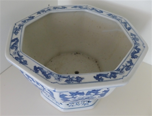Blue and White Asian Octagon Shaped Footed Ceramic Planter - Measures 5 3/4 tall 9 1/2 Across
