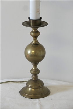 Nice Brass 2 Light Lamp - Made in Italy  - Measures 17 Tall 