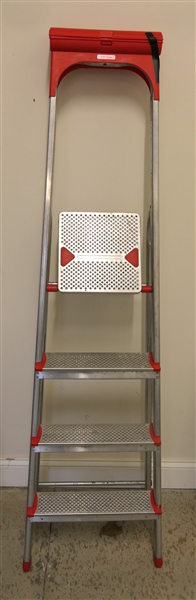 Leifheit Folding Ladder with Non Slip Steps 