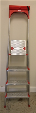 Leifheit Folding Ladder with Non Slip Steps 