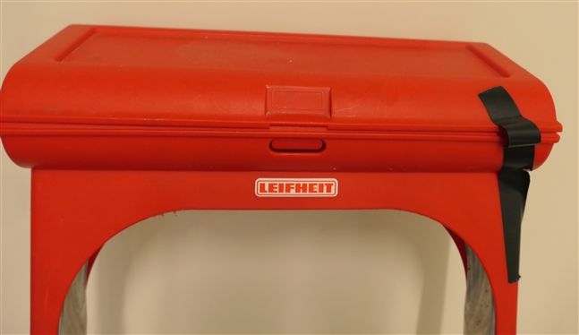 Leifheit Folding Ladder with Non Slip Steps 
