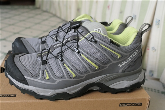 New Salomon XA Comp 7W Women's Hiking Shoes - Size 6.5 - Pewter Color - In Original Box 