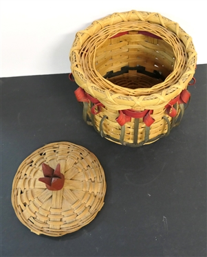 Handmade Oak Splint Tulip Basket with Lid - Hand Woven with Dyed Red Tulip Flowers - Green Stems - Basket Measures 7 Tall 8 Across