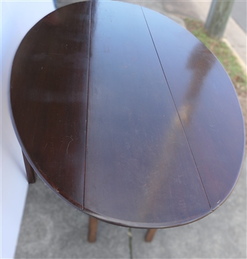 Nice Mahogany Drop Side Gate Leg Wake Table - Oak Secondary Wood - Chamfered / Beaded Legs - Table Measures 29 1/2 Tall 91Long by 18 Closed  - Leaves Are17