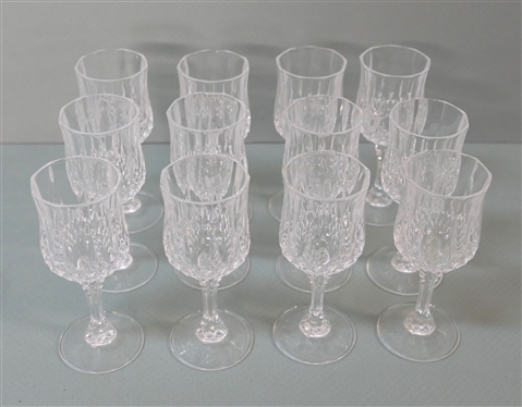 12 Cristal D'' Arques Longchamps Cordials - 4 3/4 Tall 