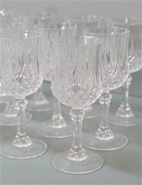 12 Cristal D'' Arques Longchamps Cordials - 4 3/4 Tall 