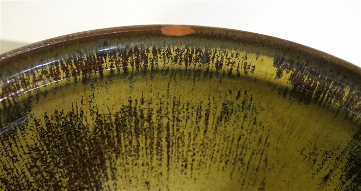 AR Cole North Carolina Art Pottery Covered Dish / Casserole with Lid - Bowl Measures 5 1/2 Tall 10 1/4 Across - Some Small Chips Around Top Edge of Bowl 