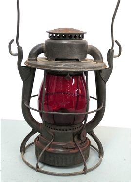 Dietz Vesta N.Y. N.H. & H (New York, New Haven, and Hartford) Railroad Lantern - Dietz Vesta - New York USA Red Globe - Last Pat. Date S-7-46 - Lantern Measures 10 Tall 