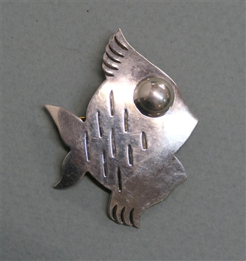 Mexican Sterling Silver Fish Pin / Brooch - Marked 925 Mex - Fish Measures 2 1/2 Tall 2 Wide