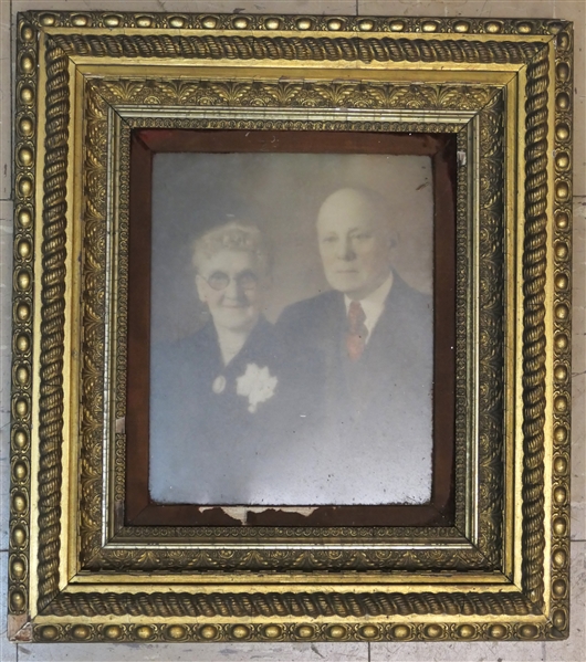 Exceptionally Nice Gold Gilt Shadow Box Frame - Holds 8" By 10" Photo - Small Area of Gilt Loss At Bottom Left Corner 