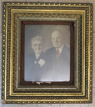 Exceptionally Nice Gold Gilt Shadow Box Frame - Holds 8 By 10 Photo - Small Area of Gilt Loss At Bottom Left Corner 