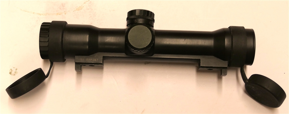 Scope - Number 04-030267 - 5 Adjustments - With Sight Markers Inside - With Mounts and Lens Covers 