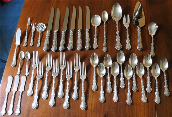 40 Pieces of Gorham Strasbourg Sterling Silver Flatware -  7 Dinner Forks, 11 Tea Spoons, 1 Salad Fork, 1 Iced Tea Spoon, 1 Soup Spoon,3 Butter Knives, 1 Master Butter, Hors devours Forks,...