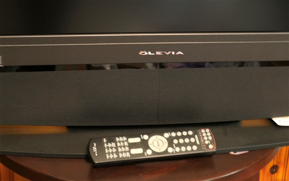 OLEVIA 37 HD Television 