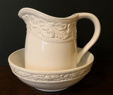 Pfaltzgraff Country Cupboard 60 Oz Pitcher - New with Original Label and 9 Vegetable Bowl 