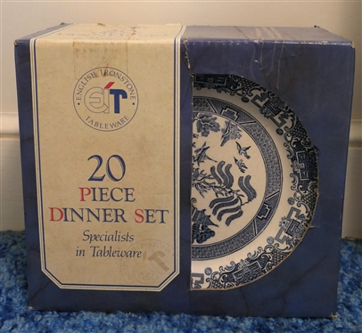 English Ironstone Tableware 20 Piece Dinner Set - Blue Willow Dinnerware - New Unopened in Original Box - 4 Dinner Plates, 4 Side Plates, 4 Bowls, and 4 Cup and Saucer Sets 