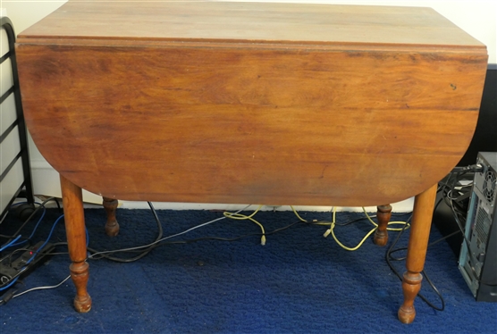 Sheraton Drop Leaf Table - Hand Turned Legs - Rounded Leaves - Table Measures 29 Tall 19 by 39 Leaves are 14 1/2 