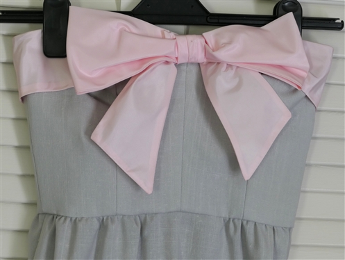 Victor Costa Vintage Strapless Dress - Light Gray with Pink Bow Across Chest - Vintage Size 4