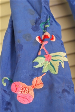  Blue Swan Lovely Lingerie - Blue Nylon Gown / Robe with Embroidered Dragon on Back - In Original Cardboard Box with Great Graphics - Robe Size 32 - Some Very Tiny Holes 