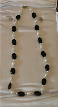 Black Onyx and Pearl Necklace with 14kt Gold Clasp - in Original Belk & Co. Presentation Folio - Necklace Measures 18 Long 