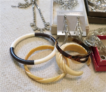 Large Costume Jewelry Lot including Rhinestones, Beads, Bangles, Art Glass Beaded Bracelets, Art Glass Pendants, Brooches, Rhinestone Bracelets, Amber Necklace, Fashion Jewelry
