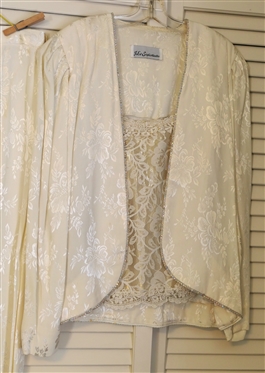 Jo Ed Sophisticates Cream 3 Piece Set - Lace Tank with Gold Underlayer, Floral Satin Skirt and Jacket with Crystal Trim - Size 6 - Some Spots From Storage  