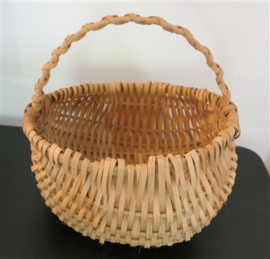Contemporary Halifax County Virginia Oak Splint Buttocks / Egg Basket -  Basket Measures 4 1/2 Tall 8 by 9 - Not Including Handle