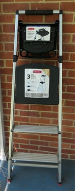 Rubbermaid 3 Step Folding Step Ladder - Like New