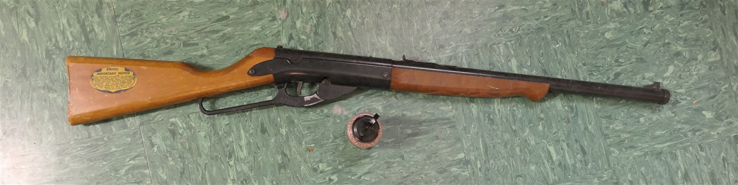 Daisy Model 95 BB Gun and Canister of 1500 Copperhead BBs