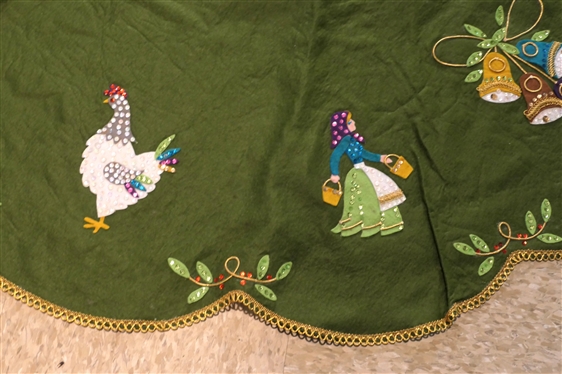 Incredible Vintage 1940''s Christmas Angel Tree Topper and   Felt Christmas Tree Skirt with Applique Christmas Scenes, Gold Trim - 55 Diameter
